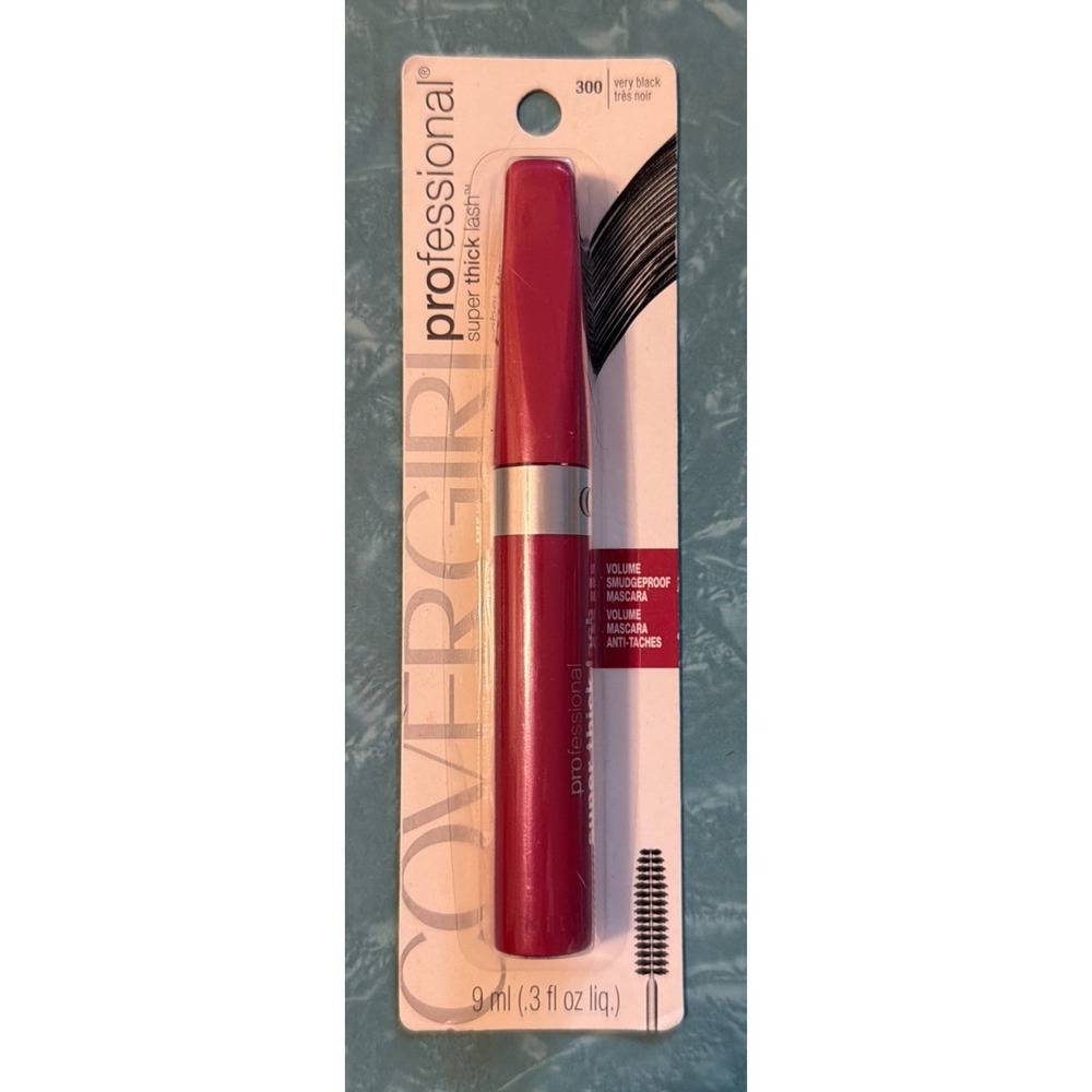 CoverGirl PROFESSIONAL Super Thick Lash MASCARA # 300 VERY BLACK Straight NEW